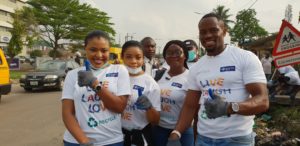 L-R: Miss Izore Bamawo, Head CSR, Keystone Bank Limited; Miss Blessing Ayorinde CSR,Keystone Bank Limited; MissOlowu Omobolanle, Head,Business Development, Wecyclers and Mr. Olawale Adebiyi, COO, Wecyclers, during the clean – up exercise at SURA Market, Lagos to mark the 2019 World Recycle Day, recently.